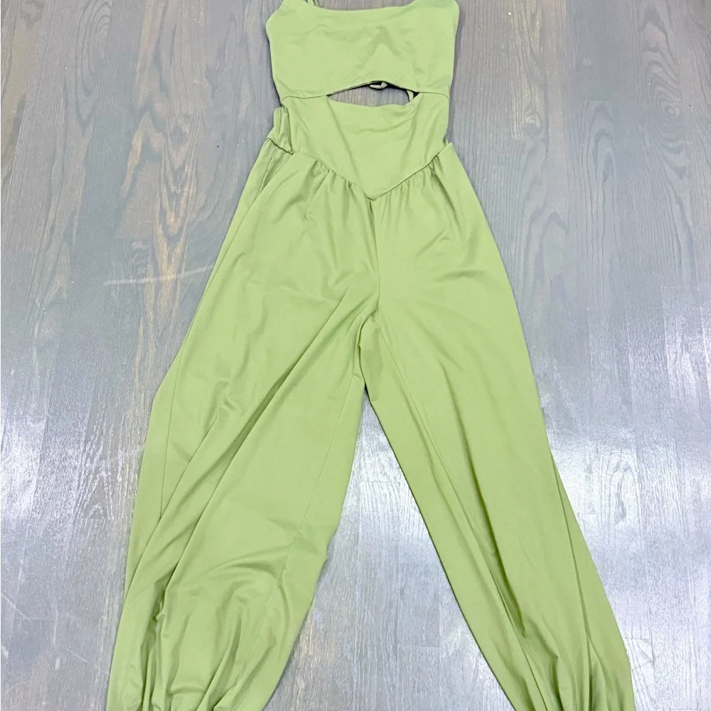 Cutout Strapless Jumpsuit in Light Green - Picture 3 of 8